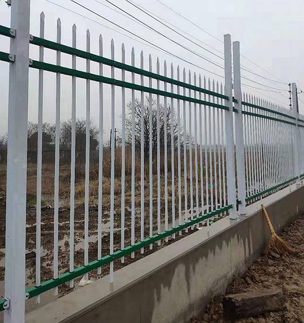 變電站鋅鋼圍墻護(hù)欄價格 變電站鋅鋼圍墻護(hù)欄價格